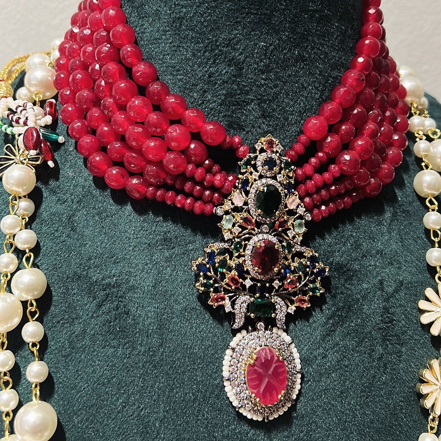 Khandani Beaded Neckpiece