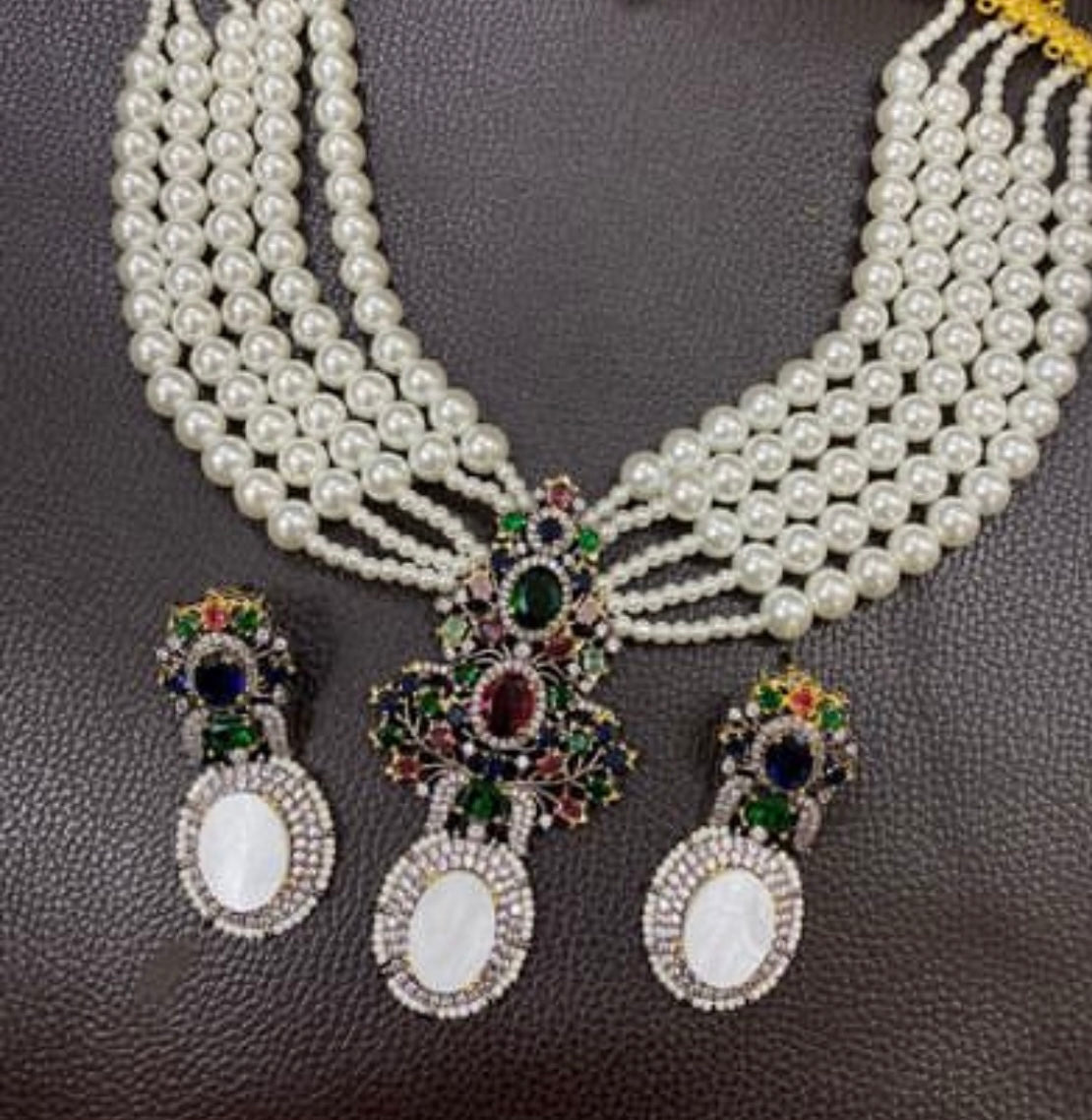 Khandani Beaded Neckpiece